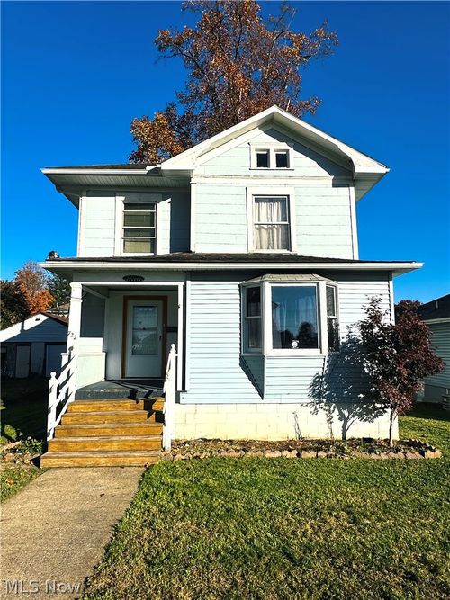 722 N 16th St, Cambridge, OH, 43725-2012 | Card Image