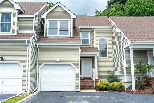 303 Bridge Xing, Yorktown, VA, 23692-4799 | Card Image