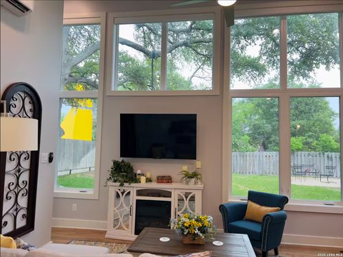 1-12306 Ecksminster St, San Antonio, TX, 78216-2938 | Card Image