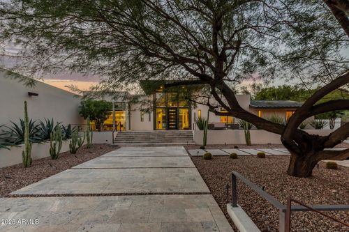 6636 N 48th St, Paradise Valley, AZ, 85253-4056 | Card Image