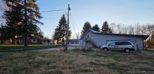 3095 N Coffee Pot Rd, Austin, IN, 47102-8745 | Card Image