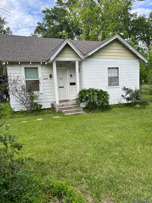1015 Aime St, Denham Springs, LA, 70726-4101 | Card Image
