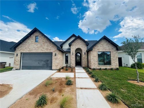 1012 N Trinity St, Edinburg, TX, 78541-1421 | Card Image