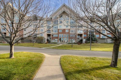 240-100 2 Ave S, Lethbridge, AB, T1J0B5 | Card Image