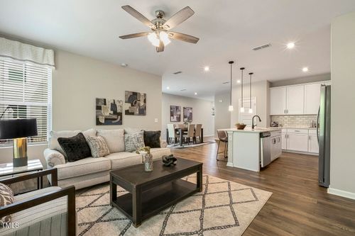 1614 Brussels Dr, Apex, NC, 27502-2537 | Card Image