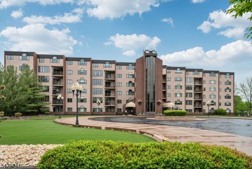 409-1360 Hamburg Tpke, Wayne, NJ, 07470-4037 | Card Image
