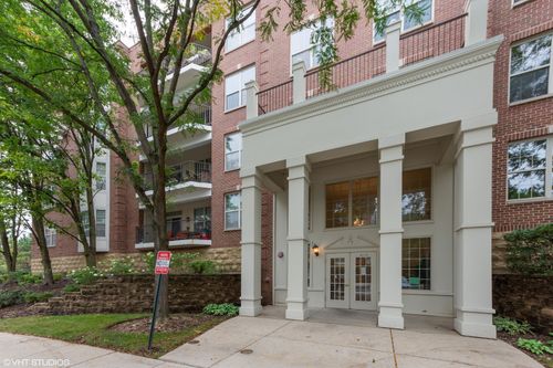 unit-206-3115 Town Square Dr, Rolling Meadows, IL, 60008-2689 | Card Image