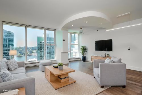 2005-1009 Expo Boulevard, Vancouver, BC, V6Z2V9 | Card Image