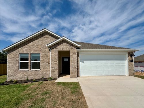 376 E Texas Way, Fayetteville, AR, 72701 | Card Image