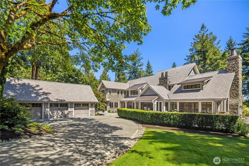 10218 Affirmed Ln Ne, Bainbridge Island, WA, 98110-3534 | Card Image