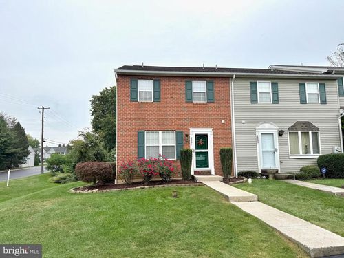 2901 Marvin Dr, READING, PA, 19608-2115 | Card Image