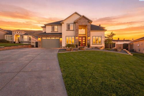 1267 Evanslee Ct, Richland, WA, 99352-8739 | Card Image