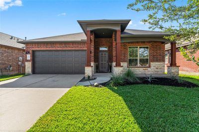 8931 Finnery Drive, House other with 3 bedrooms, 2 bathrooms and null parking in Tomball TX | Image 1