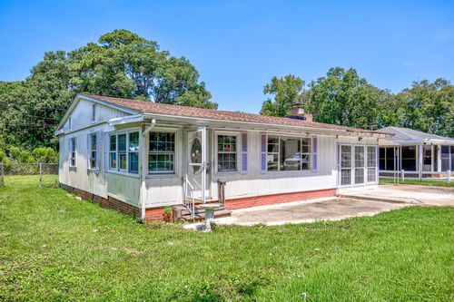 1210 Holly Park Cir, Myrtle Beach, SC, 29577-4559 | Card Image