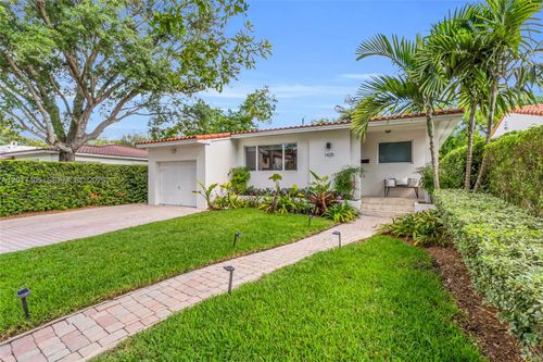 1425 Venetia Ave, Coral Gables, FL, 33134-2259 | Card Image