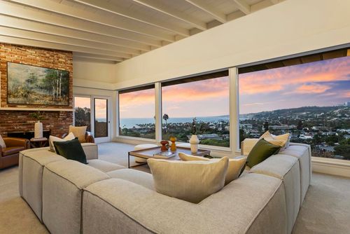 7865 Roseland Dr, La Jolla, CA, 92037-4016 | Card Image