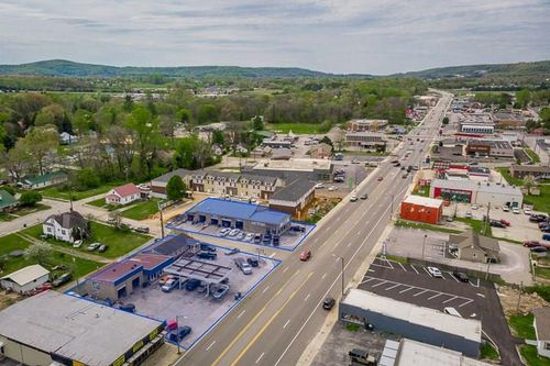 387&405 W Bockman Way, Sparta, TN, 38583 | Card Image