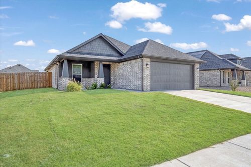 2111 Wyldewood Way, Sherman, TX, 75092-2528 | Card Image