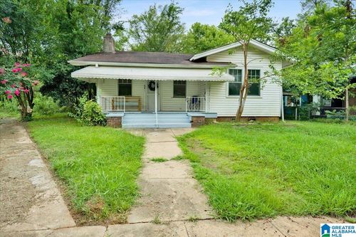 609 42nd St, FAIRFIELD, AL, 35064-2322 | Card Image