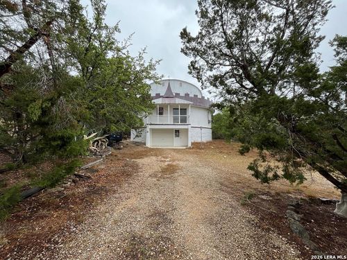 522 Medina Hills Rd, Medina, TX, 78055-2201 | Card Image