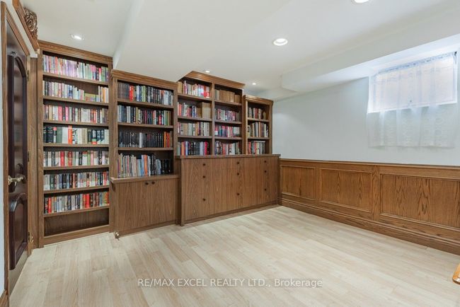 8 Boyd Crt, House other with 6 bedrooms, 3 bathrooms and 8 parking in Markham ON | Image 24
