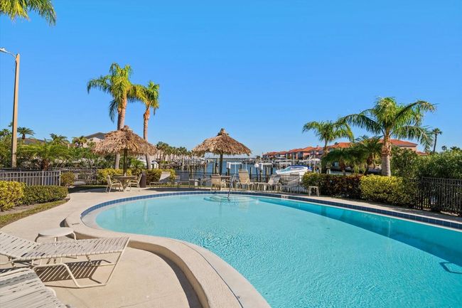 APT-504S - 1591 Gulf Blvd, Condo with 2 bedrooms, 2 bathrooms and null parking in CLEARWATER BEACH FL | Image 33