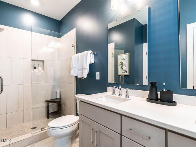 022-1280x960-primary-bath | Image 22