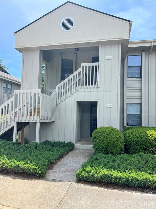 2401 Abbey Circle, Asheville, NC, 28805 | Card Image