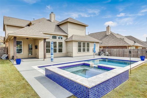 18208 Copper Grassland Way, Pflugerville, TX, 78660-4085 | Card Image