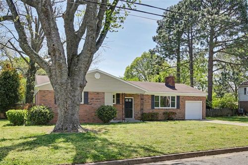 319 Pasture Lane, Hampton, VA, 23669 | Card Image