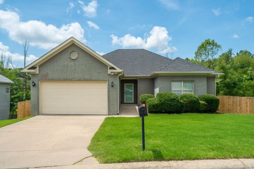 5705 John Hancock Dr, Benton, AR, 72019-8732 | Card Image