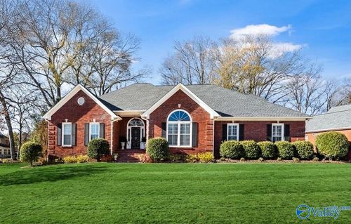 3016 Tantallon Dr Se, Owens Cross Roads, AL, 35763-9334 | Card Image