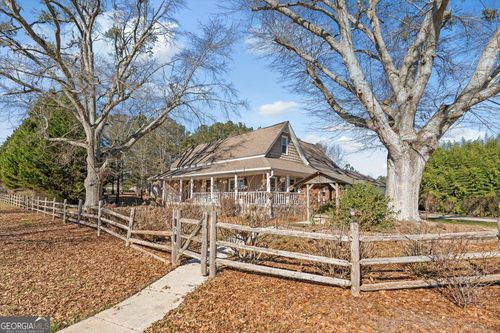 333 Davis Rd, Carrollton, GA, 30116-6251 | Card Image