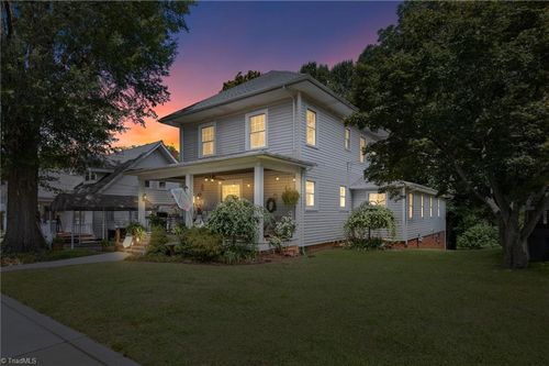 319 Maple Ave, Reidsville, NC, 27320-3643 | Card Image