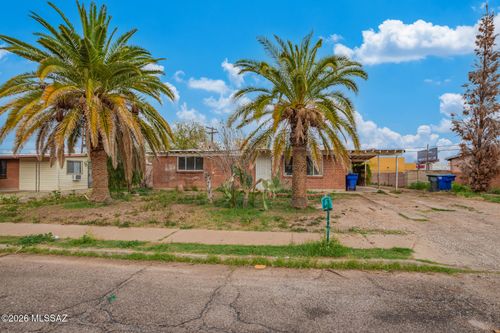 4833 E 23rd Street, Tucson, AZ, 85711 | Card Image