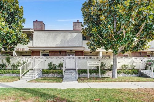 504-19451 Sherman Way, Reseda, CA, 91335 | Card Image