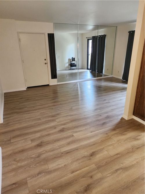 907-18169 Sundowner Way, Canyon Country, CA, 91387-4380 | Card Image