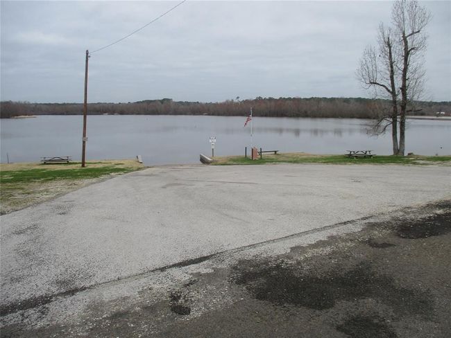 Large firepit forr neighborhood gatherings | Image 15