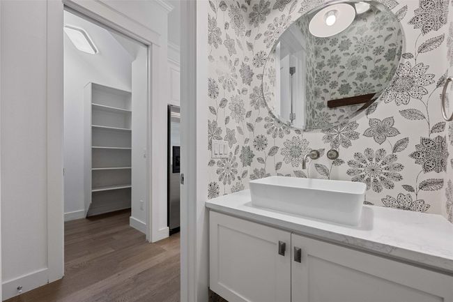 B - 1403 W 12 Th St, Condo with 3 bedrooms, 3 bathrooms and 2 parking in Austin TX | Image 25