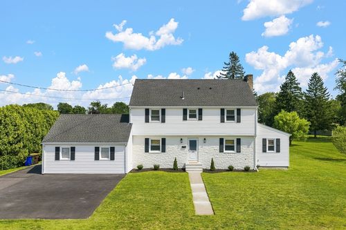 807 N Eastern Ave, Fall River, MA, 02720 | Card Image