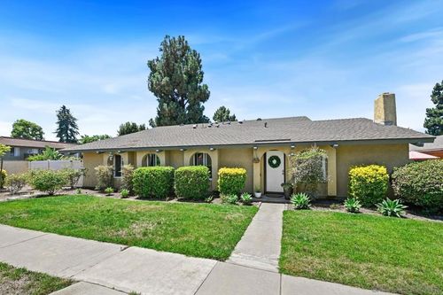 3581 Coconut Way, Oceanside, CA, 92058-1673 | Card Image