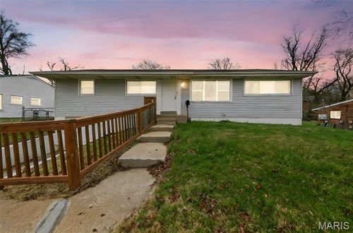 3450 Wright Ave, Saint Ann, MO, 63074-3022 | Card Image