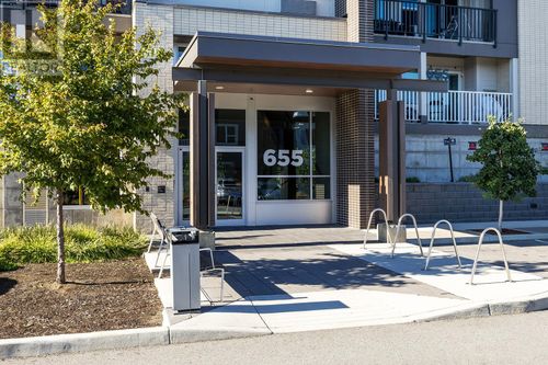 ph12-655 Academy Way, Kelowna, BC, V1V0C8 | Card Image