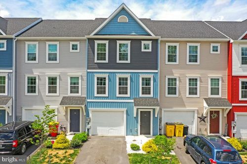 34 Pantaneiro Pl, MARTINSBURG, WV, 25404-1209 | Card Image