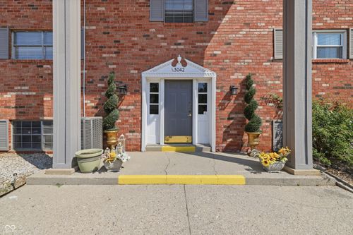 d-3042 Lake Shore Dr, Indianapolis, IN, 46205-2322 | Card Image