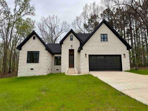 25 Crescent Ln, Selmer, TN, 38375 | Card Image