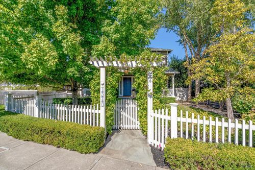 1540 Allyn Ave, Saint Helena, CA, 94574-1817 | Card Image