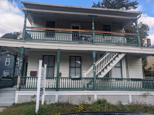 25 Center St, Winsted, CT, 06098-1622 | Card Image