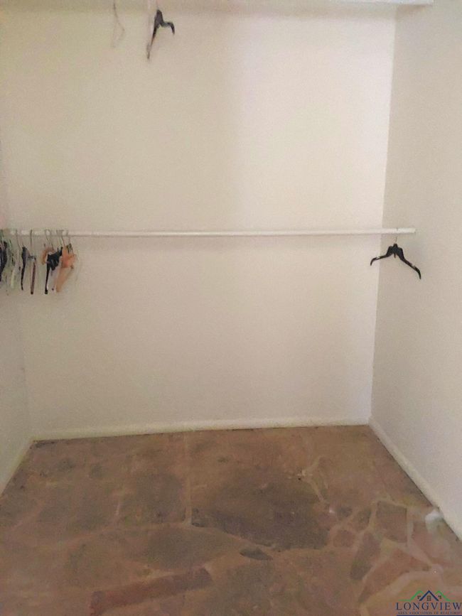 296 Crestwood Dr, House other with 2 bedrooms, 2 bathrooms and null parking in Avinger TX | Image 14