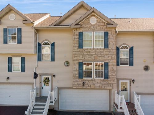 227 Manor View Dr, Manor, PA, 15665-9731 | Card Image